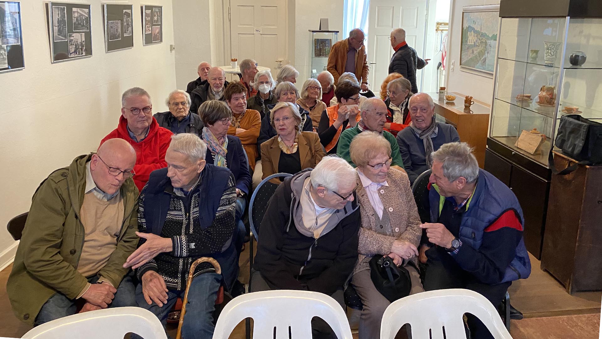 Rathausverein Oberwinter - Buchpräsentation &quot;Tankstellen in Oberwinter&quot;