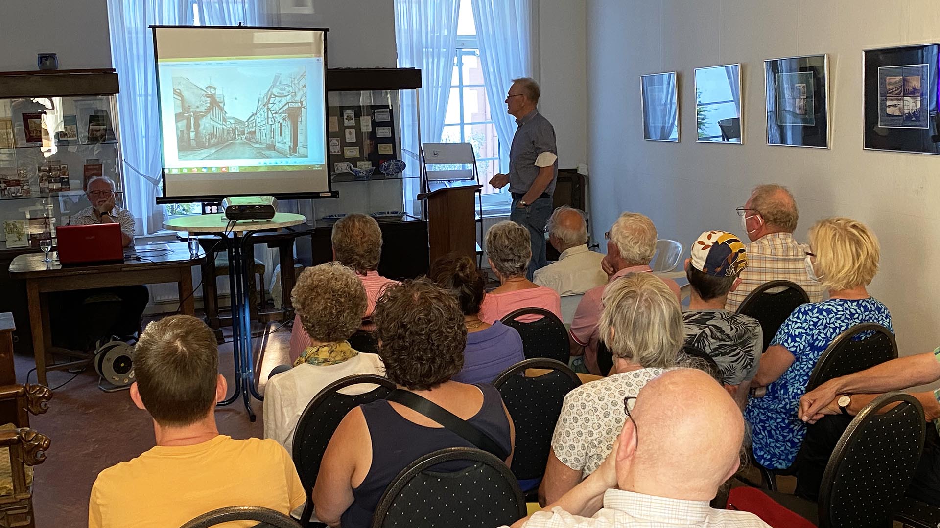 Rathausverein Oberwinter - Buchpräsentation "historische Bilder"